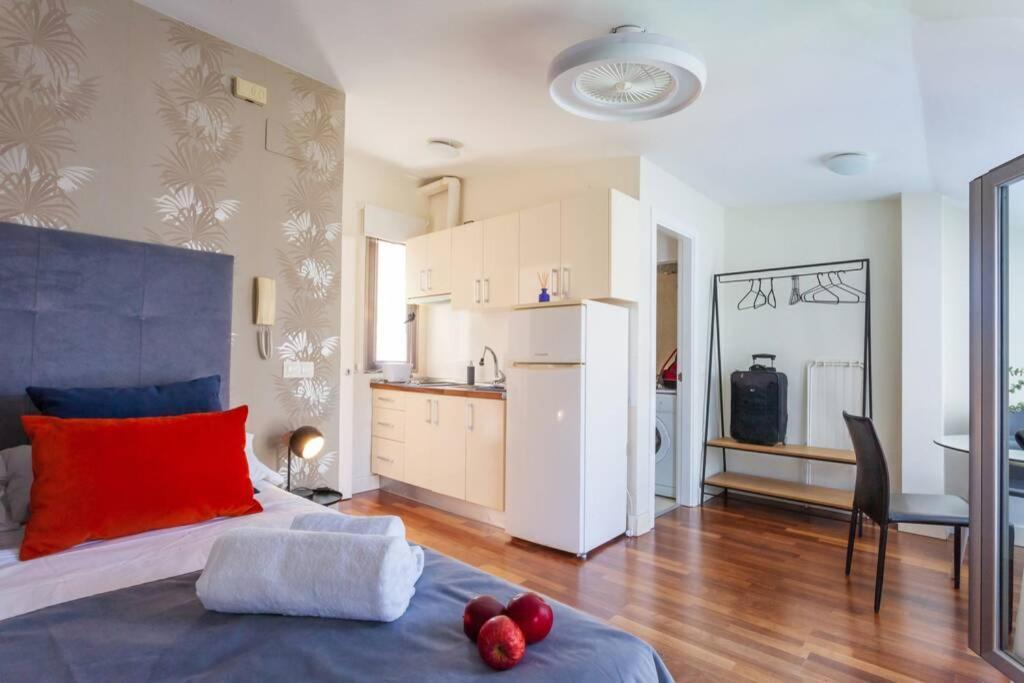 Ferienwohnung Precioso Atico Con Terraza Centro Historico Málaga Exterior foto